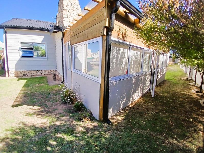 4 Bedroom Property for Sale in Stilbaai Wes Western Cape